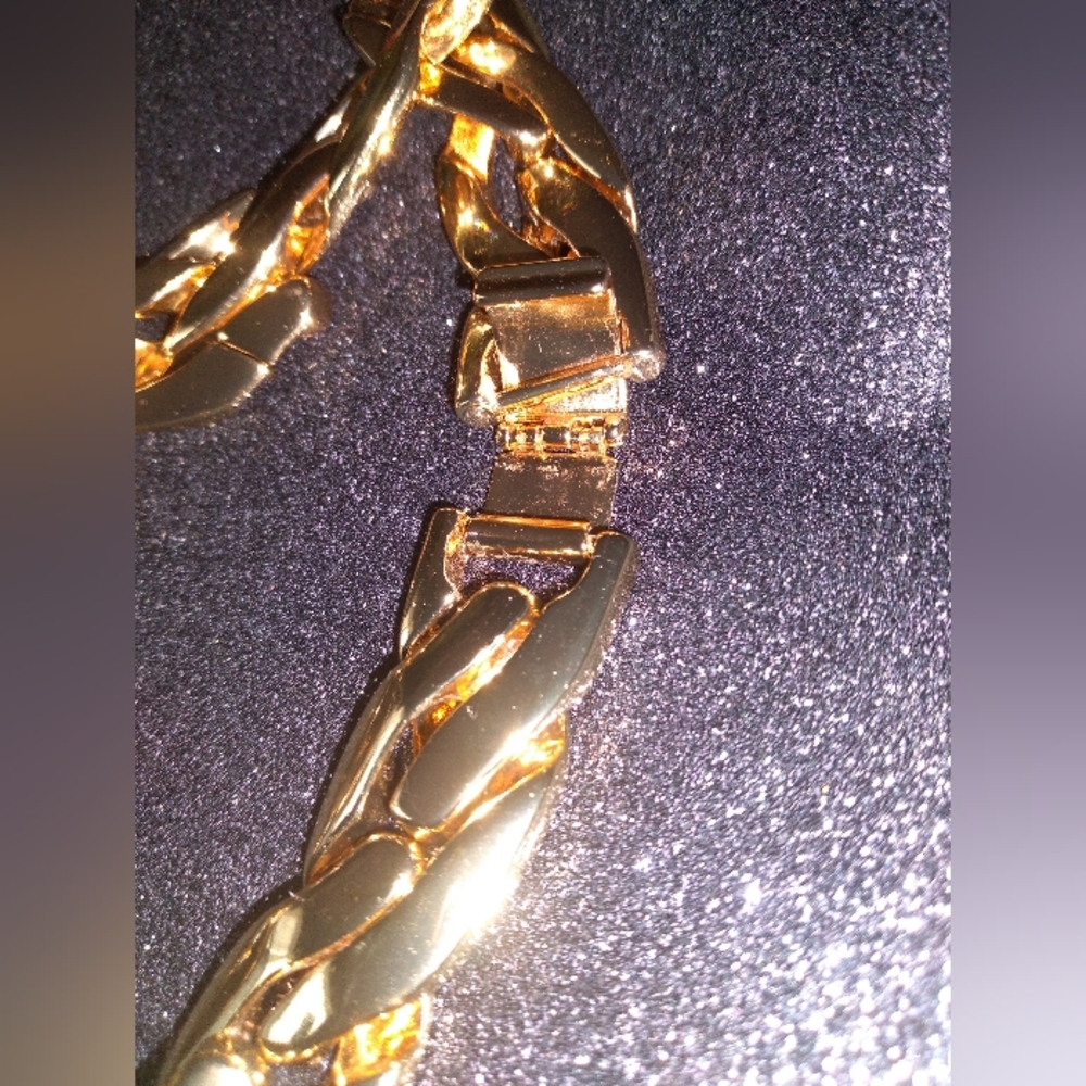 Gold-Tone Solid Link Statement Necklace - image 2